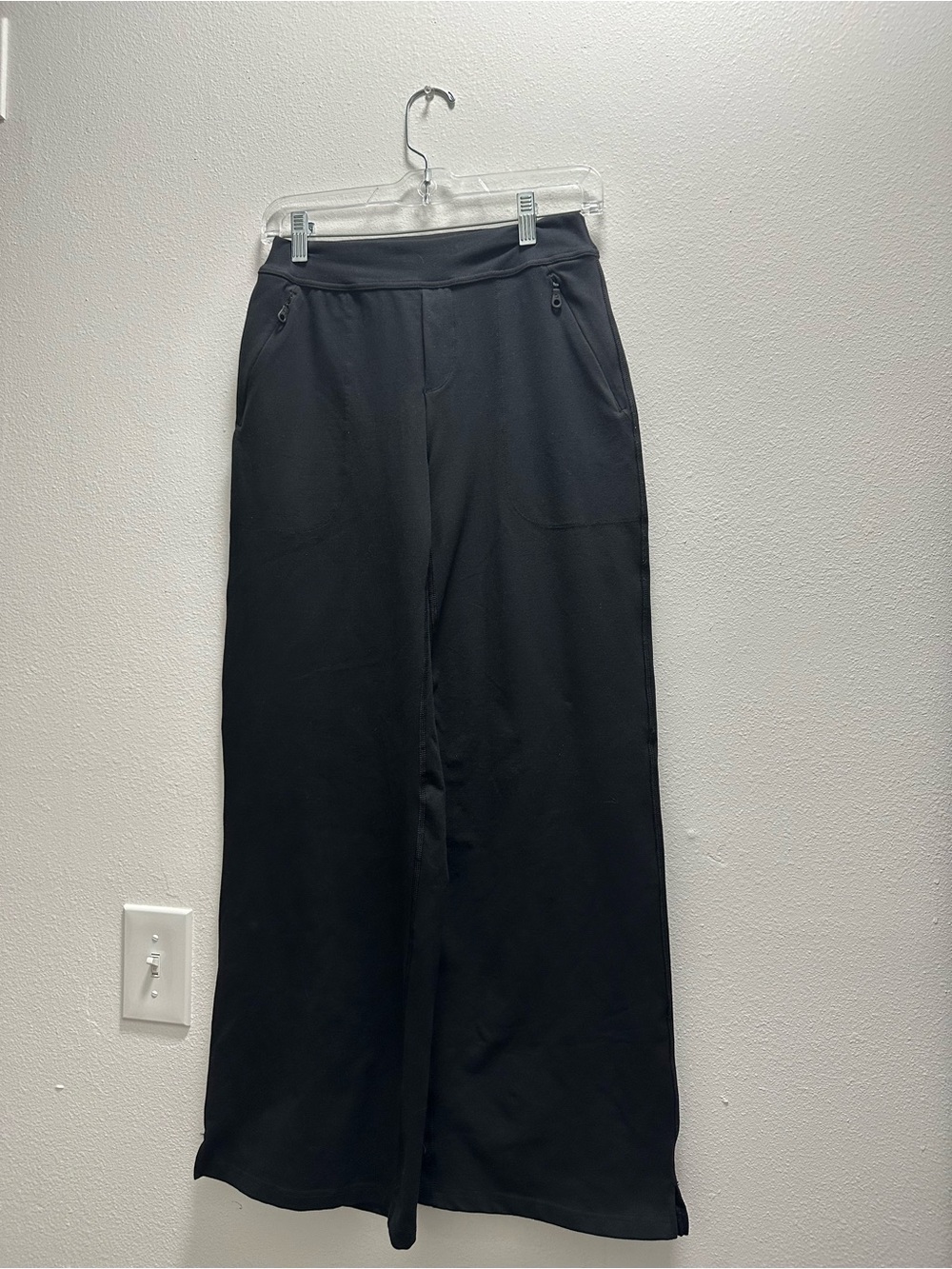 Aerie Offline The Hugger Trouser